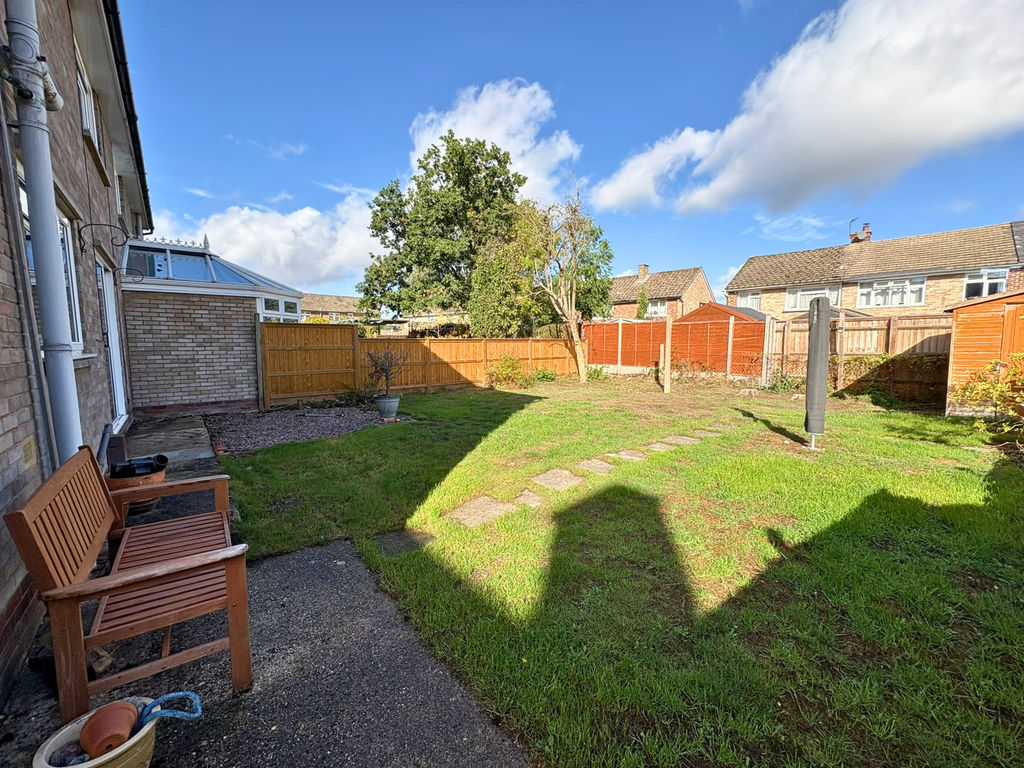Kersey Crescent Speen